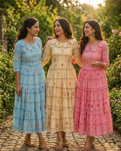 Formal Wear Cotton Muslin Kurti Summer Maxi <b>Dress</b> for Ladies Low Price Premium Quality High Demand Floral Print A-Line - Product Image 2
