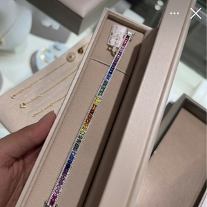 กำไลข้อมือทองคำขาว 18k แท้ ประดับด้วยไพลินสีรุ้งธรรมชาติและเพชรแท้ทรงกลมเจียระไนแบบบริลเลียนท์ ฝังแบบช่อง งานหรูหราสำหรับงานปาร์ตี้ - Product Image 3