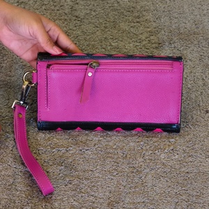 กระเป๋าคลัทช์หนังวีนัส ดีไซน์หรูหรา แกะสลักด้วยมือจากหนังวัวแท้ พร้อมสายคล้องมือ ป้องกัน RFID ความจุขนาดใหญ่ - Product Image 3