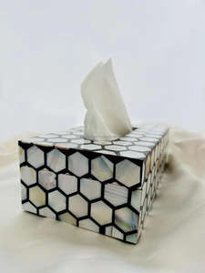 Caja de pañuelos de nácar de alta calidad para restaurantes y hoteles Caja de pañuelos de nácar de tamaño personalizado por FWE - Product Image 4