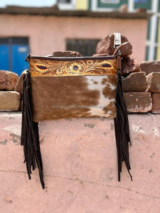 Nuevo bolso cruzado con flecos de cuero de vaca para mujer, bolso cruzado de cuero tallado a mano, bolso cruzado Floral a mano - Product Image 4