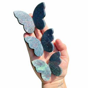 Ailes de papillon en rubis et kyanite naturels, sculptées dans le cristal, pierre énergétique, spécimen minéral de guérison pour la décoration de la maison et du bureau, vente en gros - Product Image 5