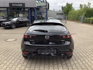 Mazda 3 2025 Usado, 6 Cilindros, Potencia (140hp), Combustible: Gasolina, 4x4, 4x2, 2 Ejes, 2.5L, Euro 6d, Transmisión Automática, Volante a la Izquierda - Product Image 5