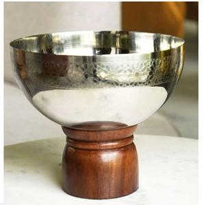 Bol à fruits en métal de style luxueux, design élégant en laiton, forme personnalisée, finition dorée, pour servir des salades ou des fruits. - Product Image 5