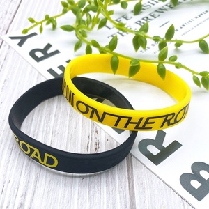 Pulsera de silicona con relleno de color, Marktex - Product Image 5