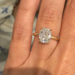 Anillo de Diamante Antiguo de 3ct con Corte Cojín en Oro de 10K, 14K, 18K, Venta al por Mayor, Corte Antiguo, Solitario, CVD HPHT, Joyería Creada en Laboratorio, Proveedor de Fábrica - Product Image 1