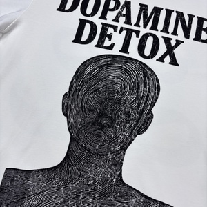 เสื้อยืดพิมพ์ลายวินเทจคุณภาพสูงทรงโอเวอร์ไซส์สำหรับผู้ชาย น้ำหนัก 300 กรัม ผ้าฝ้าย 100% สวมใส่สบาย แขนสั้น สไตล์ฮิปฮอป สีพื้น - Product Image 3