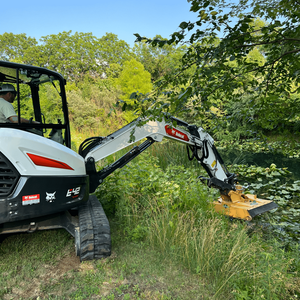 Mini-excavatrice Bobcat efficace avec broyeur à vendre, idéale pour les espaces restreints et les petits travaux de construction - Product Image 6