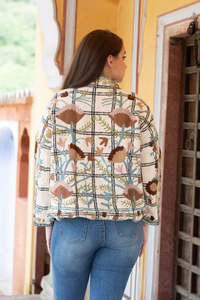Veste brodée à motif gaufré floral pour femmes, design texturé fait main, manches longues, mode indienne, tenue décontractée, vente en gros - Product Image 6