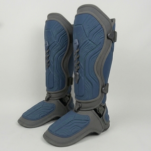 Protège-tibias personnalisés bleus en PU/cuir, best-sellers, avec logo personnalisé, pour adultes, entraînement MMA, boxe, protection imperméable - Product Image 5