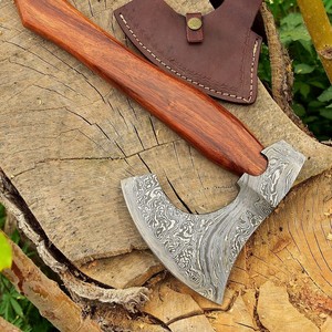 Tête de hache artisanale en acier Damas avec manche en bois et étui en cuir - Qualité industrielle DIY, disponible en ODM/OEM, lame de 5,5 pouces, 3 lb - Product Image 3