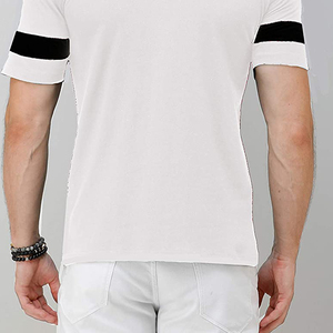Camiseta Blanca de Manga Corta para Hombre con Ribete en Contraste Negro, Cuello Redondo, Estilo Casual, Tejido de Punto Jersey, Algodón - Product Image 4
