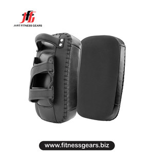 Pad thaïlandais en PU pour l'entraînement de Muay Thai et de Kickboxing avec sangle de poignet en Velcro unisexe réglable - Product Image 1