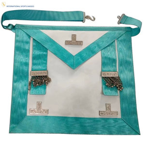 Tablier de cérémonie maçonnique sur mesure en peau d'agneau, brodé, avec épingle de sûreté, couleurs et logo personnalisables, tissu durable et confortable - Product Image 1