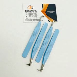 Pince à épiler professionnelle d'extension de cils en acier inoxydable, pointe pointue, forte adhérence, volume de bottes à revêtement bleu, vente en gros - Product Image 1