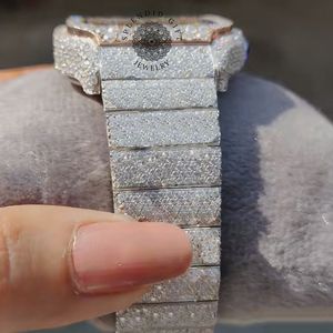 Montre analogique à quartz pour homme incrustée de moissanite, verre saphir, fermoir caché, bracelet argenté de 15 mm, mouvement ETA, résistance à l'eau 10 m - Product Image 5