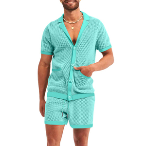 Camisas de verano para hombre, conjunto de 2 piezas de camiseta de manga corta con botones y cuello de malla hueca y pantalones cortos para vacaciones en la playa. - Product Image 2