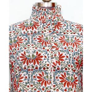 Vestido de noche floral con mangas acampanadas muy popular para mujer, ropa cómoda para el hogar para las noches de otoño e invierno, disponible en todas las tallas. - Product Image 2