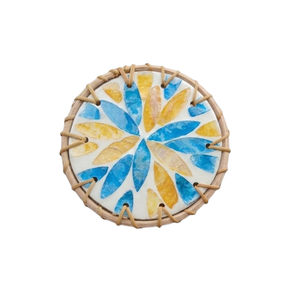 Posavasos de Concha con Borde de Ratán - Base de Nácar Resistente a Altas Temperaturas - Decoración Artesanal para Comedor - Product Image 2