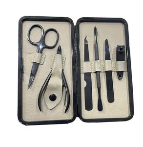 Ensemble de manucure et pédicure professionnel portable de qualité supérieure, luxueux, 5 en 1, finition noire brillante, élégant, en acier inoxydable, pour adolescents - Product Image 1
