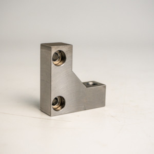 Bloc d'angle en L en acier inoxydable traité en surface AMT VINA, usinage CNC de haute précision, support à angle droit - Product Image 4
