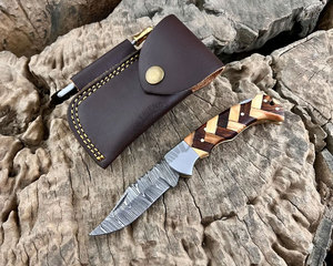Couteau de poche pliant multifonctionnel en acier Damas fait main, personnalisé, avec manche en bois d'olivier – Vente chaude - Product Image 3
