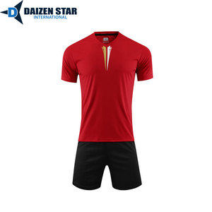 Uniforme de Fútbol Personalizado DSI de Secado Rápido, Elástico y Transpirable de Poliéster de Manga Corta, Impresión por Sublimación Profesional para Equipos - Product Image 4