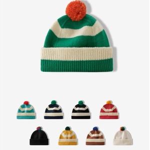 Bonnet unisexe rayé avec pompon, bonnet d'hiver tricoté, décontracté, taille adulte 56-58CM, 100% acrylique, design bicolore - Product Image 1