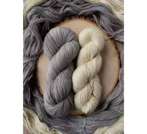 Hilo de lana de color gris y blanco hilo de color blanco natural 100% hilo grueso original tejido a mano de lana para la venta - Product Image 3