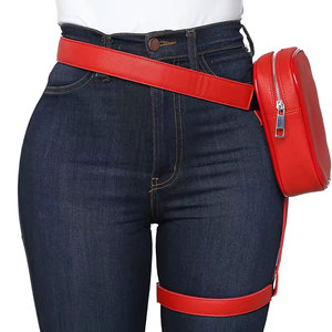 Pochette de chasse unisexe Econex Sports en PU rouge souple avec bandoulière arquée détachable et fermeture éclair, moins de 21L - Product Image 5