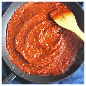 Pasta de tomate premium enlatada a granel para la elaboración de pizzas en restaurantes, pizzerías, servicios de catering y fábricas de alimentos. - Product Image 3