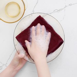 Set di 6 Strofinacci da Cucina Bordeaux Ultra Morbidi in 100% Cotone a Nido d'Ape, 30x30 cm, ad Asciugatura Rapida e Altamente Assorbenti - Product Image 5