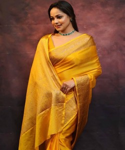 SAREE DE SEDA BANARASI LICHI CON TRABAJO DE JACQUARD EN TENDENCIA, CON BLUSA SIN COSTURAR, PARA USO FESTIVO 84839 AMARILLO - Product Image 3
