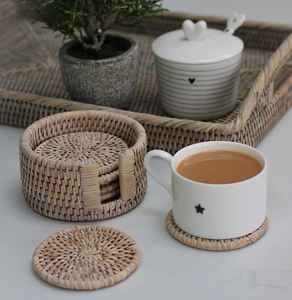 Sous-verres et sets de table en rotin de la meilleure qualité pour la protection des tasses, tapis en rotin tissé à la main résistant à la chaleur - Product Image 1