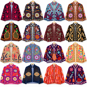 Chaqueta Reversible Acolchada de Terciopelo para Mujer, con Bordado de Cadena, Cuello Redondo, Manga Regular, Estilo Bohemio Floral, Otoño Invierno - Product Image 1
