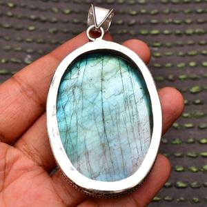 Colgante de Labradorita Hecho a Mano de Alta Calidad, Plata de Ley 925, Joyería de Piedras Preciosas Naturales para Mujer, Regalo al por Mayor - Product Image 3