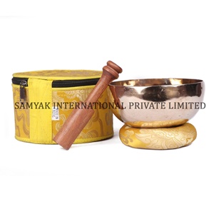 Bol chantant tibétain de taille moyenne en bronze poli Bol de yoga et de méditation pour thérapie sonore religieuse en métal - Product Image 4