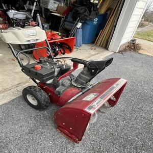 Souffleuse à neige haute puissance et entièrement réglable avec contrôle de direction précis, goulée réglable robuste, composants centraux en acier inoxydable - Product Image 5