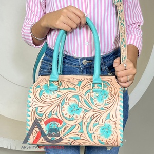 Bolsa de Viaje de Cuero Floral Hecha a Mano por Diseñadores de Alta Calidad 2026, Bolsa de Lona de Cuero Vacuno Genuino de Gran Capacidad para Mujer - Product Image 1