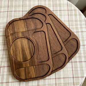 Bandeja Rectangular de Madera de Diseño Nuevo con Acabado Natural y Base Elevada, Bandejas Decorativas, Bandejas de Almacenamiento - Product Image 3