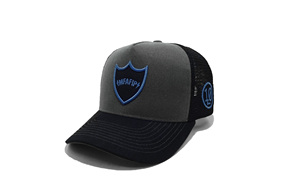 Casquette de camionneur structurée à 5 panneaux en maille respirante, personnalisable avec broderie, pour adultes, style jeune et dynamique, fabriquée au Vietnam - Product Image 2