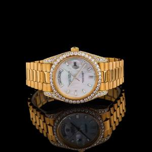 Montre mécanique de luxe haut de gamme pour homme avec accents de diamants Moissanite, bracelet en or blanc, aiguilles élégantes, montre-bracelet scintillante, tendance - Product Image 4