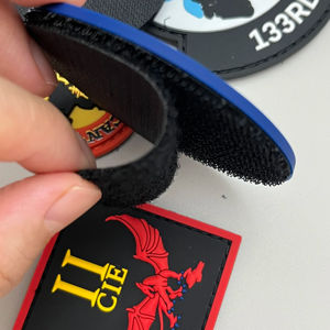 Etiqueta de PVC 2D/3D con Logotipo Personalizado, Impermeable, Termoadhesiva, en Relieve, para Cuidado de la Ropa, para Gorras de Lona - Product Image 2