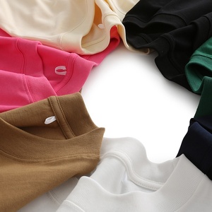 Camiseta Oversize de Algodón Peinado de 230g, Cuello Redondo, Manga Corta, Color Liso, Estilo Casual con Estampado Digital en la Parte de Abajo del Hombro - Product Image 1