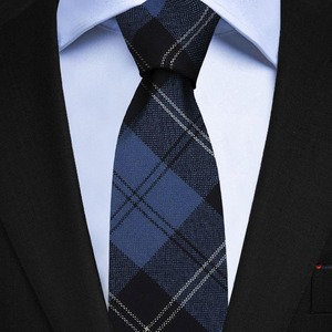 Corbata Clásica a Cuadros para Hombre, Corbata de Seda con Patrón Azul y Negro, Accesorio de Vestimenta Formal - Product Image 2