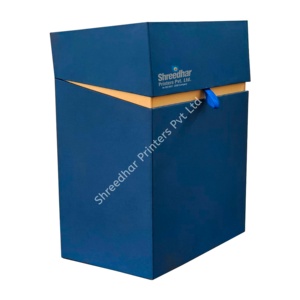 Coffret cadeau en carton de luxe grand papier offset pliable avec ruban interchangeable et fermeture magnétique sérigraphie - Product Image 5