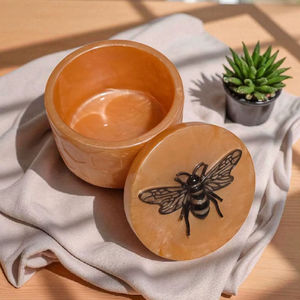 Boîte à bijoux décorative en résine florale faite à la main, petite boîte de rangement pour bijoux en résine personnalisée, décoration d'intérieur - Product Image 1