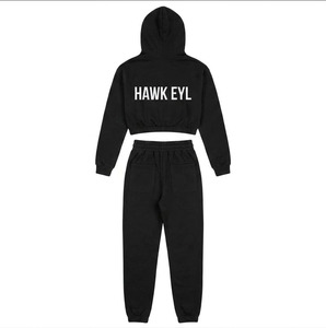 Ensemble de survêtement élégant pour femme, hiver, à capuche, en polaire unie, 2 pièces, manches courtes, 100% coton, confortable et polyvalent - Product Image 3