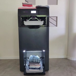 Máquina Plegadora de Ropa Comercial Foldimate, Edición Negra - Product Image 4