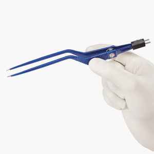 คีมจับสองขั้วสเตนเลสสตีล ผิวเคลือบกันติด ได้รับการรับรองมาตรฐาน CE คีมจับสองขั้วสำหรับการผ่าตัดแบบใช้สายเคเบิล คีมจับสองขั้วแบบไม่ติด - Product Image 3